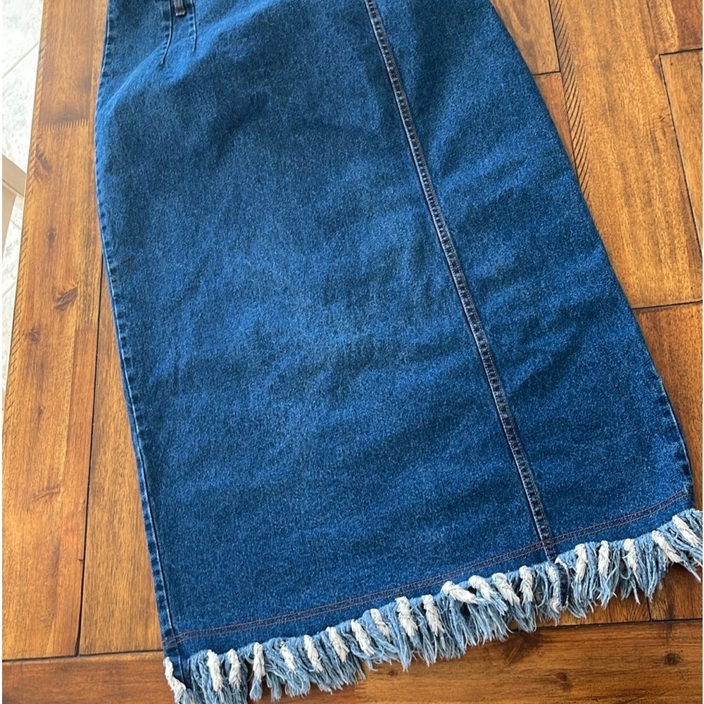 Denim Blue Frayed Hem Skirt - Picture 11 of 16